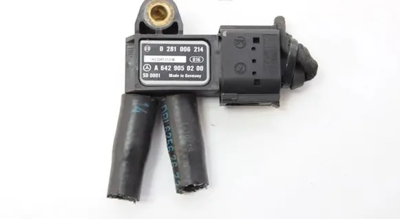 Volkswagen PASSAT B6 Exhaust gas pressure sensor 0281006214 A6429050200