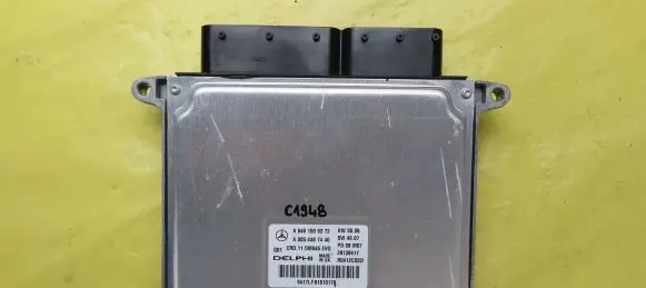 Mercedes-Benz C W204 Engine control unit/module A6461509372