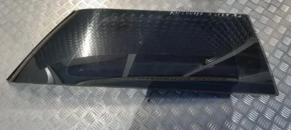 Mini One - Cooper R50 - 53 Rear side window
