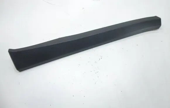 Volkswagen Touareg II Other sill/pillar trim element 7P0868238