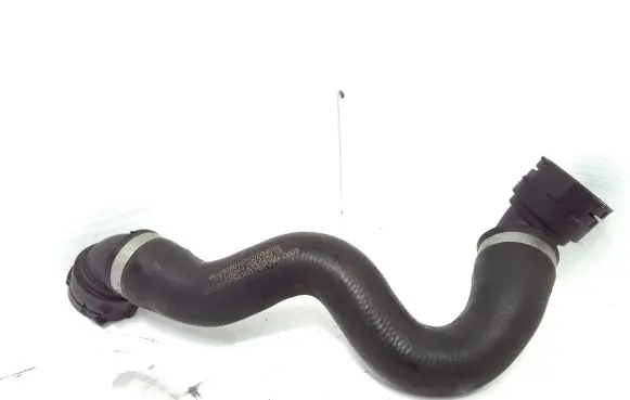Mercedes-Benz GLC C253 Engine coolant pipe/hose A2535019782