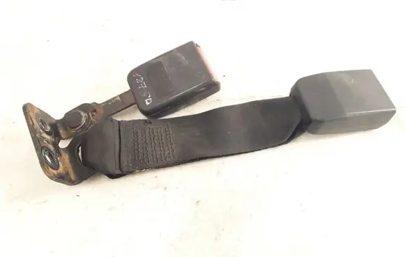 Peugeot 607 Rear seatbelt buckle 6132001F1904