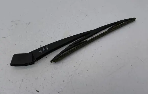 Citroen C4 II Picasso Rear wiper blade arm