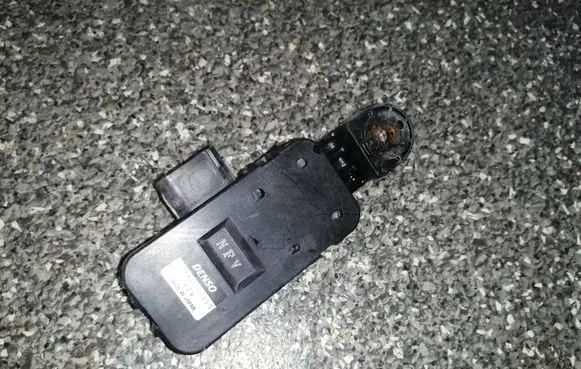 Lexus GS 300 350 430 450H Air quality sensor 0136500010