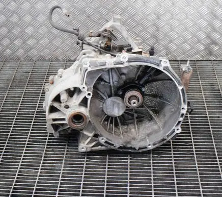Manual 6 speed gearbox