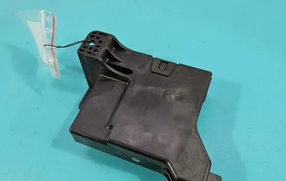 Toyota Verso Central body control module 886500F090 IMPRK1581406