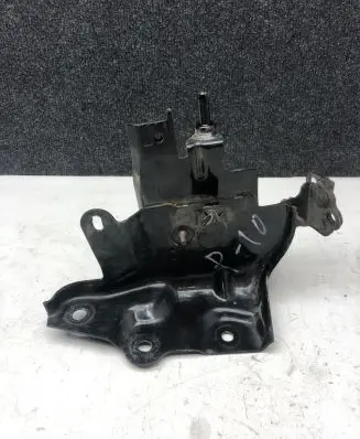 Toyota Prius (XW30) ABS pump bracket 