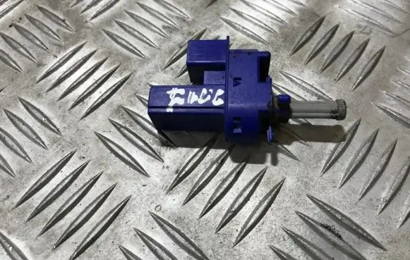 Clutch pedal sensor