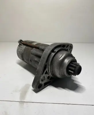 Volkswagen Golf V Starter motor 02Z911023H