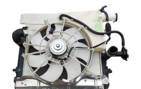 Toyota Aygo AB40 Radiator set 88450YV020