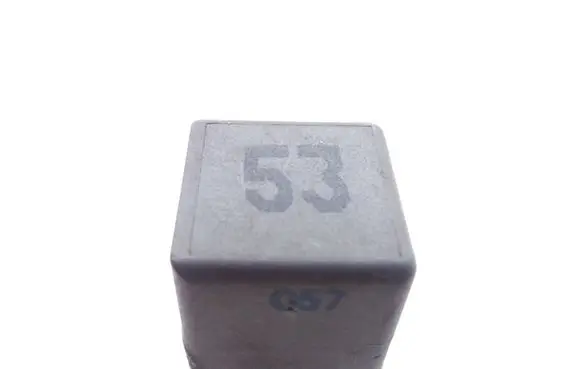 Volkswagen PASSAT B3 Other relay 4RA00351029