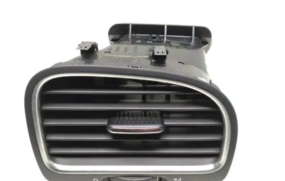Volkswagen Golf VI Dashboard side air vent grill/cover trim 5K0819710d 5K0819704k