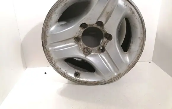 Toyota Land Cruiser (HDJ90) R16 alloy rim 