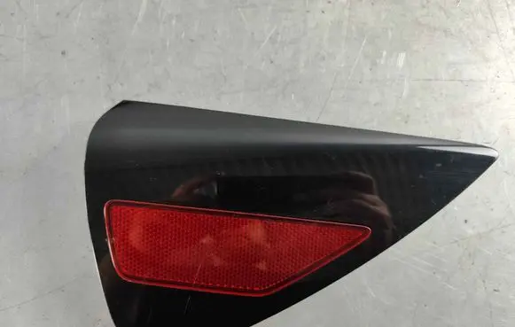 Tesla Model Y Rear tail light reflector 151878300b