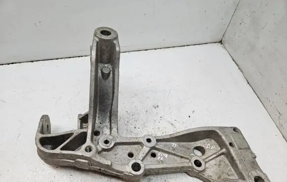 Volkswagen Touran I Other front suspension part 1K0199296F
