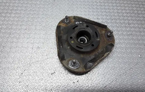 Toyota Avensis T250 Front upper strut mount 