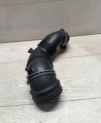 Volkswagen PASSAT B8 Air intake hose/pipe 3C0129654P
