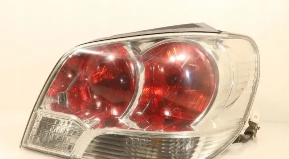 Mitsubishi Outlander Rear/tail lights E110460