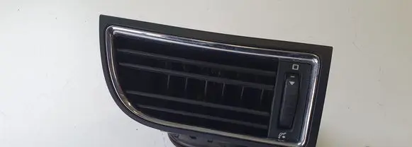Skoda Superb B6 (3T) Dashboard side air vent grill/cover trim