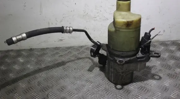 Volvo V50 Power steering pump 5N513K514CA