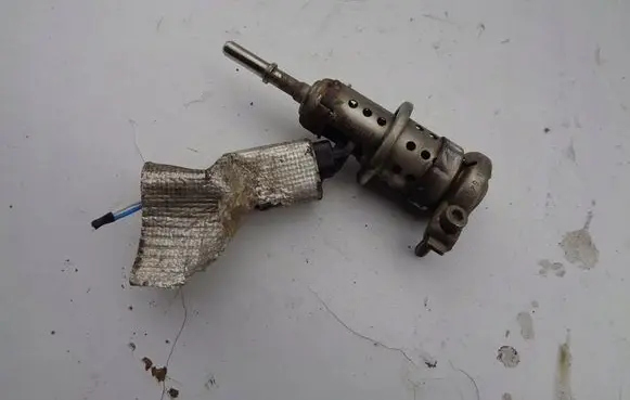 Peugeot 308 AdBlue injector 9801187080