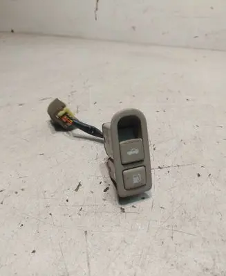 Hyundai Sonata Fuel tank opening switch 935553K000