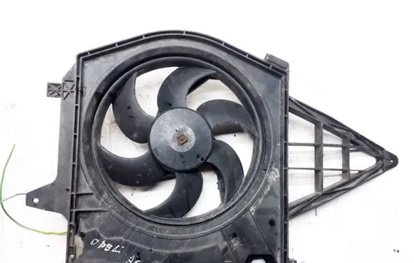 Fiat Ulysse Radiator cooling fan shroud 8240142 824.0142