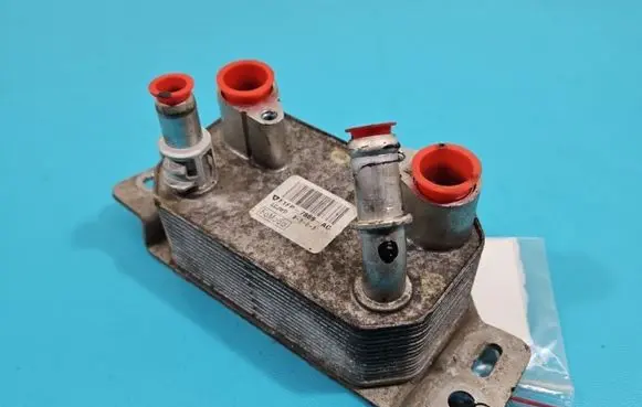 Engine oil radiator