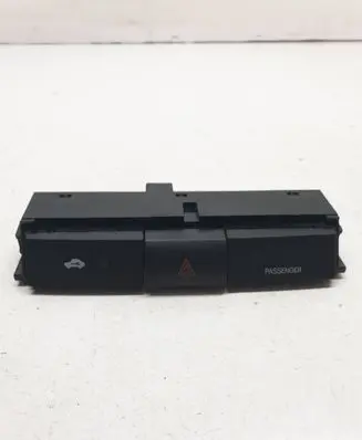 Toyota Corolla Verso AR10 Hazard light switch 153965