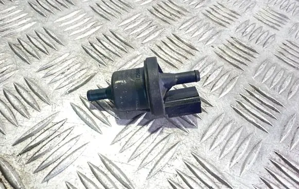 Valve vacuum