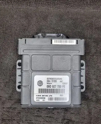 Audi Q7 4L Gearbox control unit/module 09D927750FE