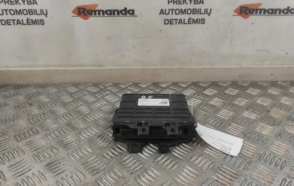 Audi A4 S4 B5 8D Engine control unit/module 01N927733CN 9709040075 5WK33219