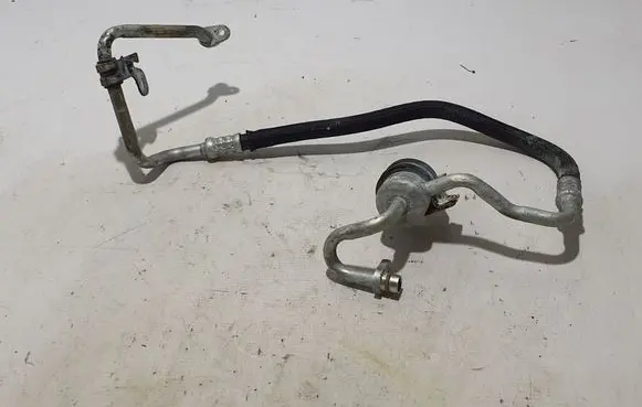 Air conditioning (A/C) pipe/hose