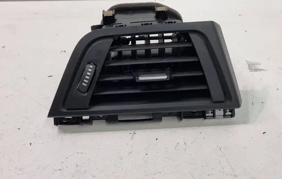 BMW 3 F30 F35 F31 Dashboard side air vent grill/cover trim 9253217 511360