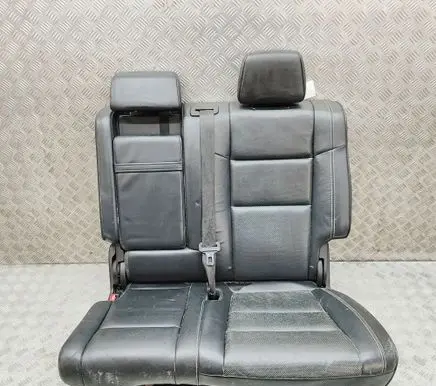 Jeep Grand Cherokee (WK) Rear seat K5PK35DX9AA K5PK39DX9AA