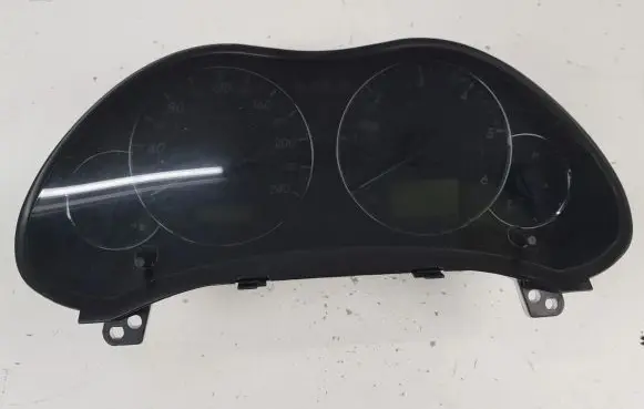 Toyota Avensis T250 Speedometer (instrument cluster) 8380005C00