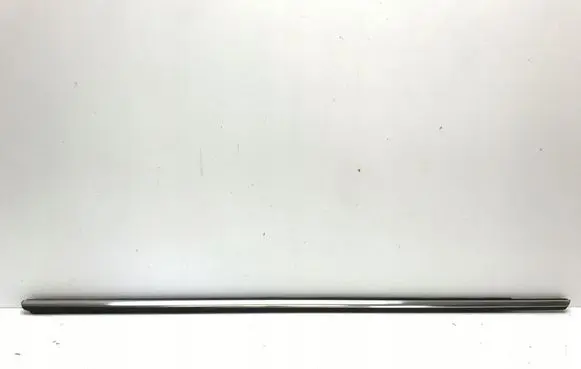 Mini One - Cooper F56 F55 Front door glass trim molding 7299991