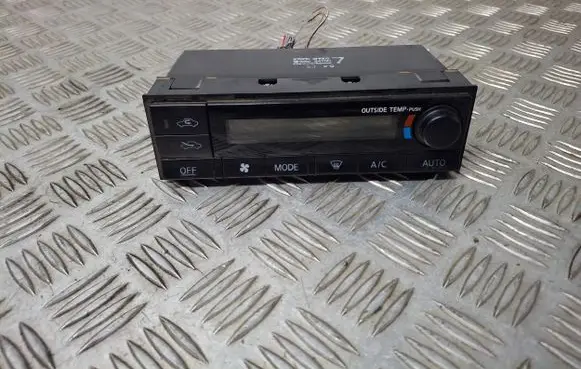 Nissan X-Trail T30 Climate control unit 275008H802 3N28234700 3D29