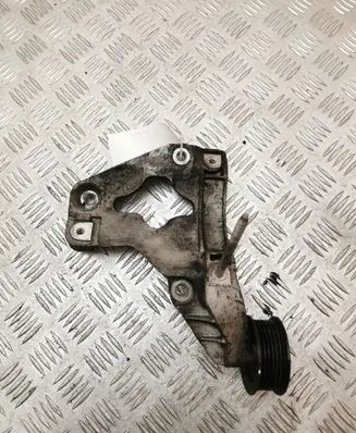 Jeep Grand Cherokee A/C compressor mount bracket VMMT0311