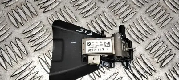 Windshield/windscreen camera