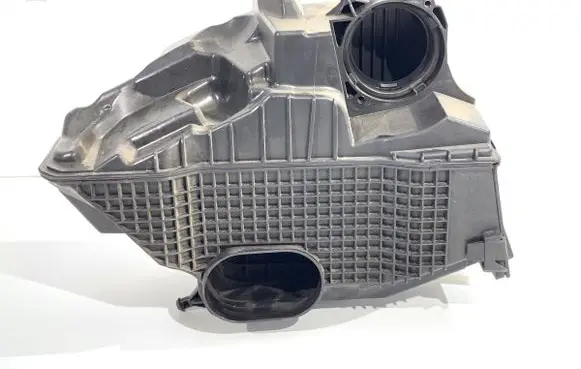 Renault Captur Air filter box 8201173592