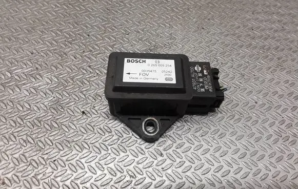 Nissan X-Trail T30 ESP acceleration yaw rate sensor 0265005254