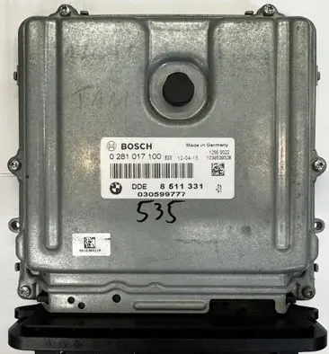 BMW 5 F10 F11 Engine control unit/module ECU DDE8511331 030599777 0281017100