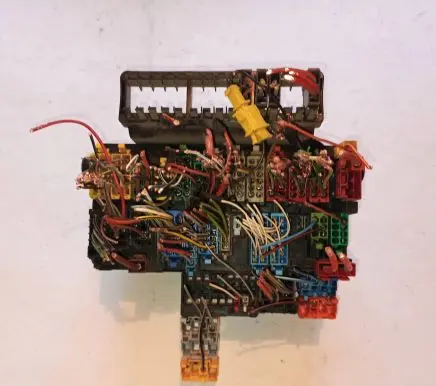 Volkswagen Transporter - Caravelle T4 Fuse box set 357937039