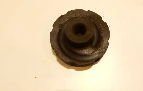 Audi A6 S6 C6 4F Rear coil spring rubber mount 8E05121198 49278