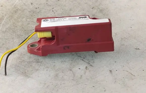 Airbag deployment crash/impact sensor
