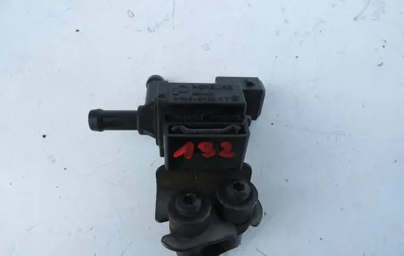 Volvo S60 Turbo solenoid valve 9470775 72251702 01T152