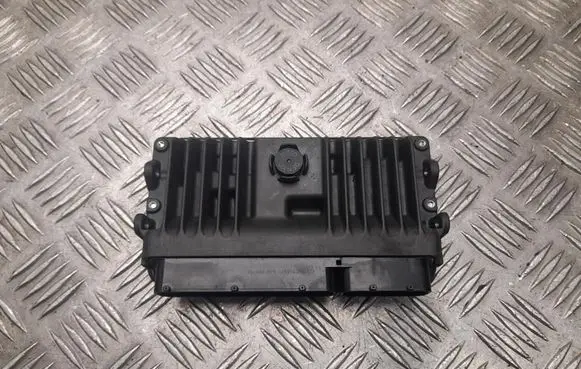 Toyota Yaris XP210 Engine control unit/module 89661K0082