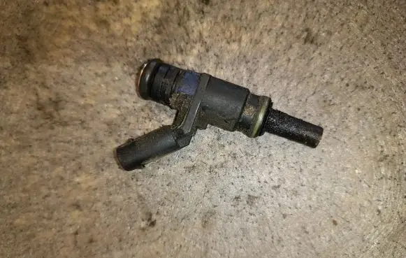 Mercedes-Benz A W169 Fuel injector A0000788749