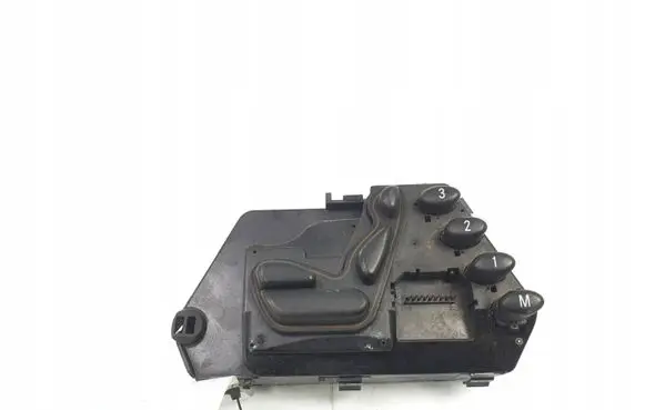 Mercedes-Benz S W220 Seat control module A2208211679